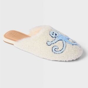 Roller rabbit x target women’s monkey fuzzy house slippers. Size 7-8
